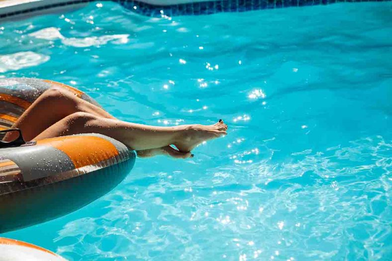 Cómo acertar con los accesorios para tu piscina desmontable